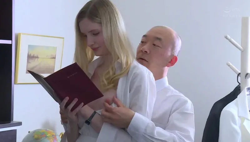 Cô vợ chấp nhận làm con ghệ cho đối tác của chồng yêu để trả nợ